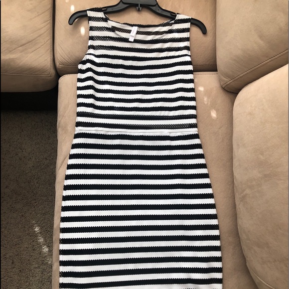 Dresses & Skirts - Black & White Striped Sleeveless Dress